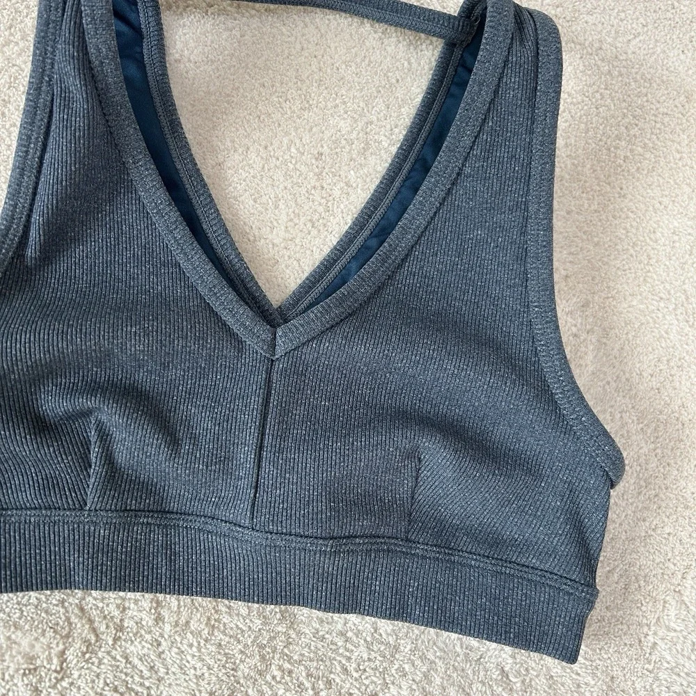 Women's ALO Yoga Togetherness‎ Ribbed Athletic Sports Bra Size Small Green